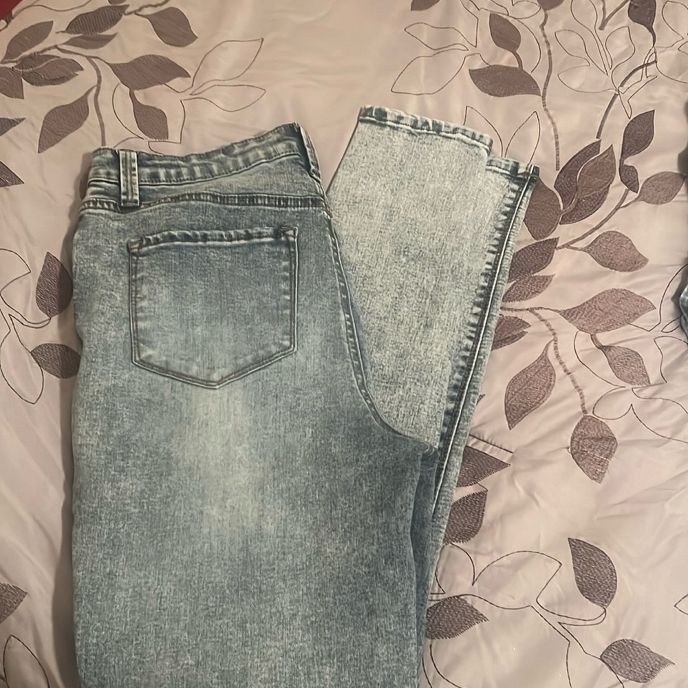 Washed jeans
